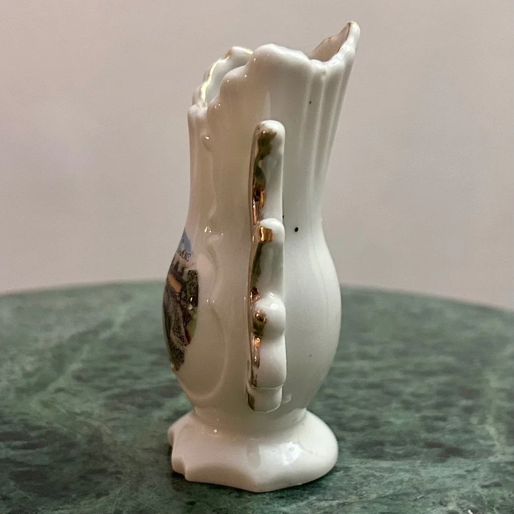 Vintage Rock City Gardens Lookout Mountain Miniature Vase Made in Occupied Japan